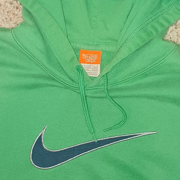 Nike Hoodie Sweatshirt - Picture 2 of 2